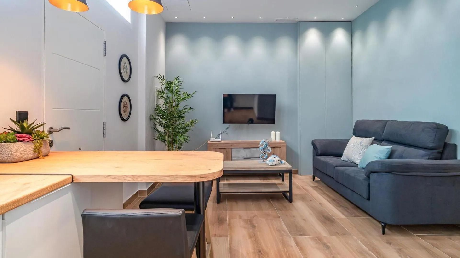 Lovely Apartment In Torrenueva With Kitchenette