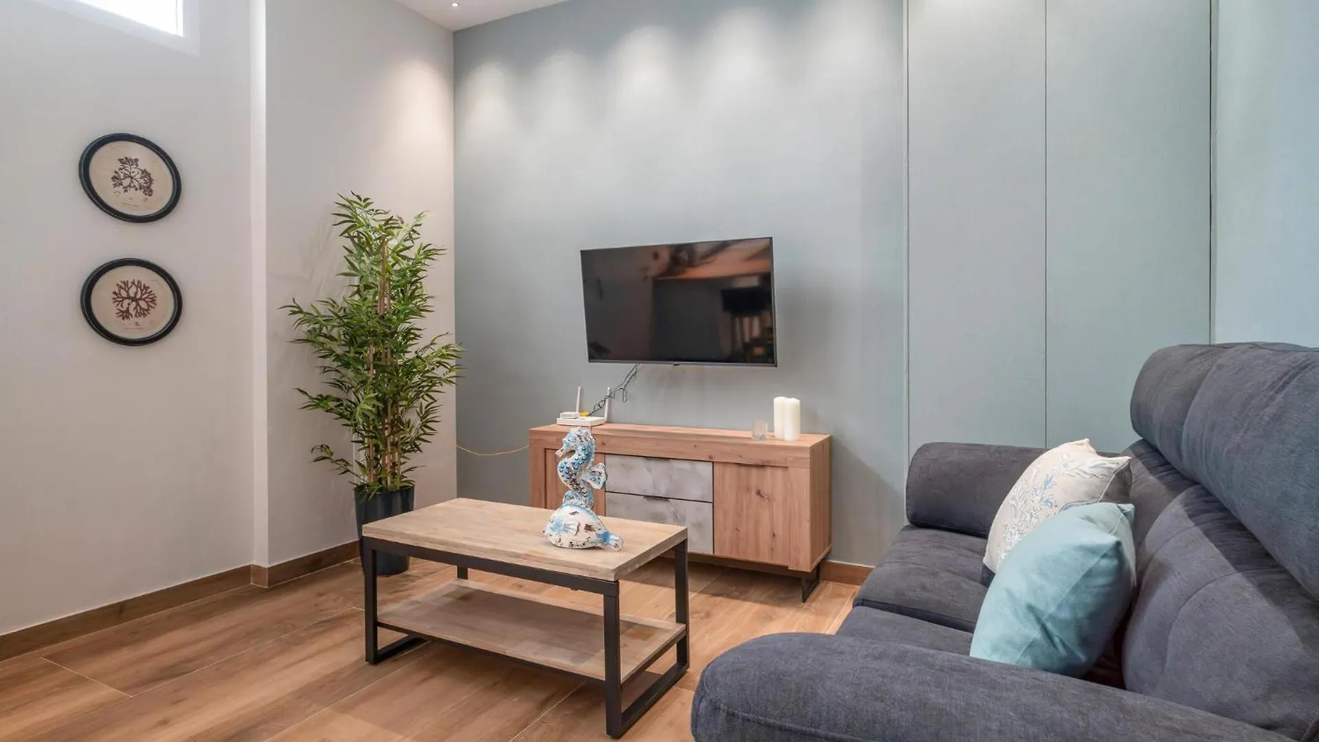 Lovely Apartment In Torrenueva With Kitchenette 0*, Torrenueva (Andalusia)